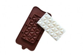 Molde tableta grande chocolate triangulos (1).jpg